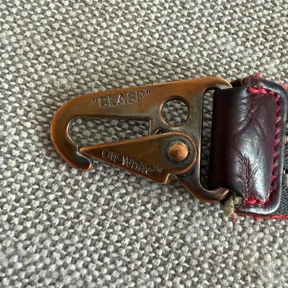 Off-White Keychain - image 3